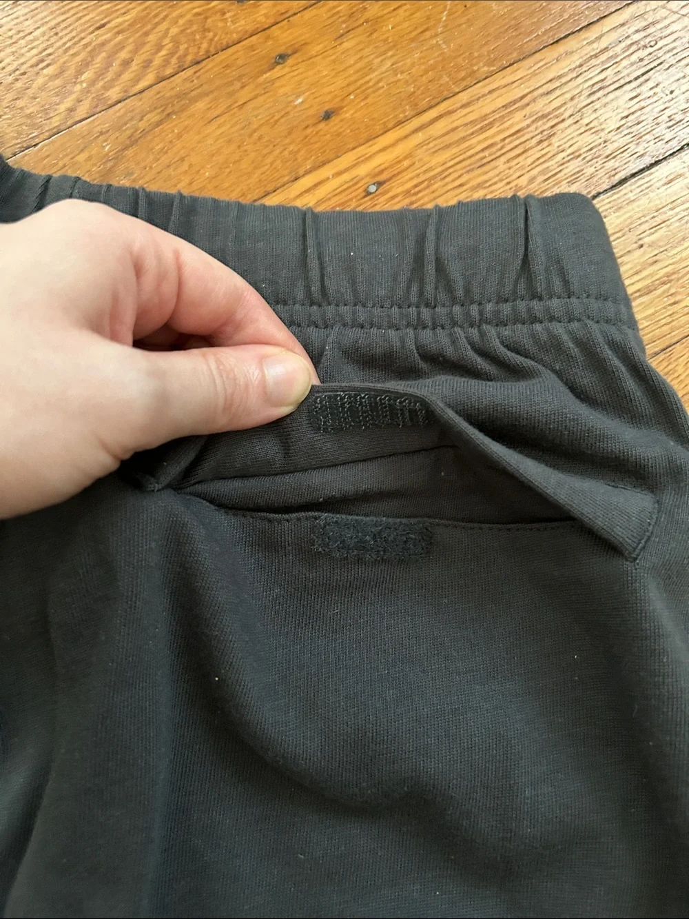 Nike Men’s Gray Sweatpants Size Small
